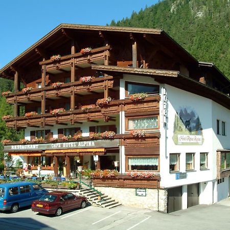 Hotel Alpina Regina ببيرفيير المظهر الخارجي الصورة