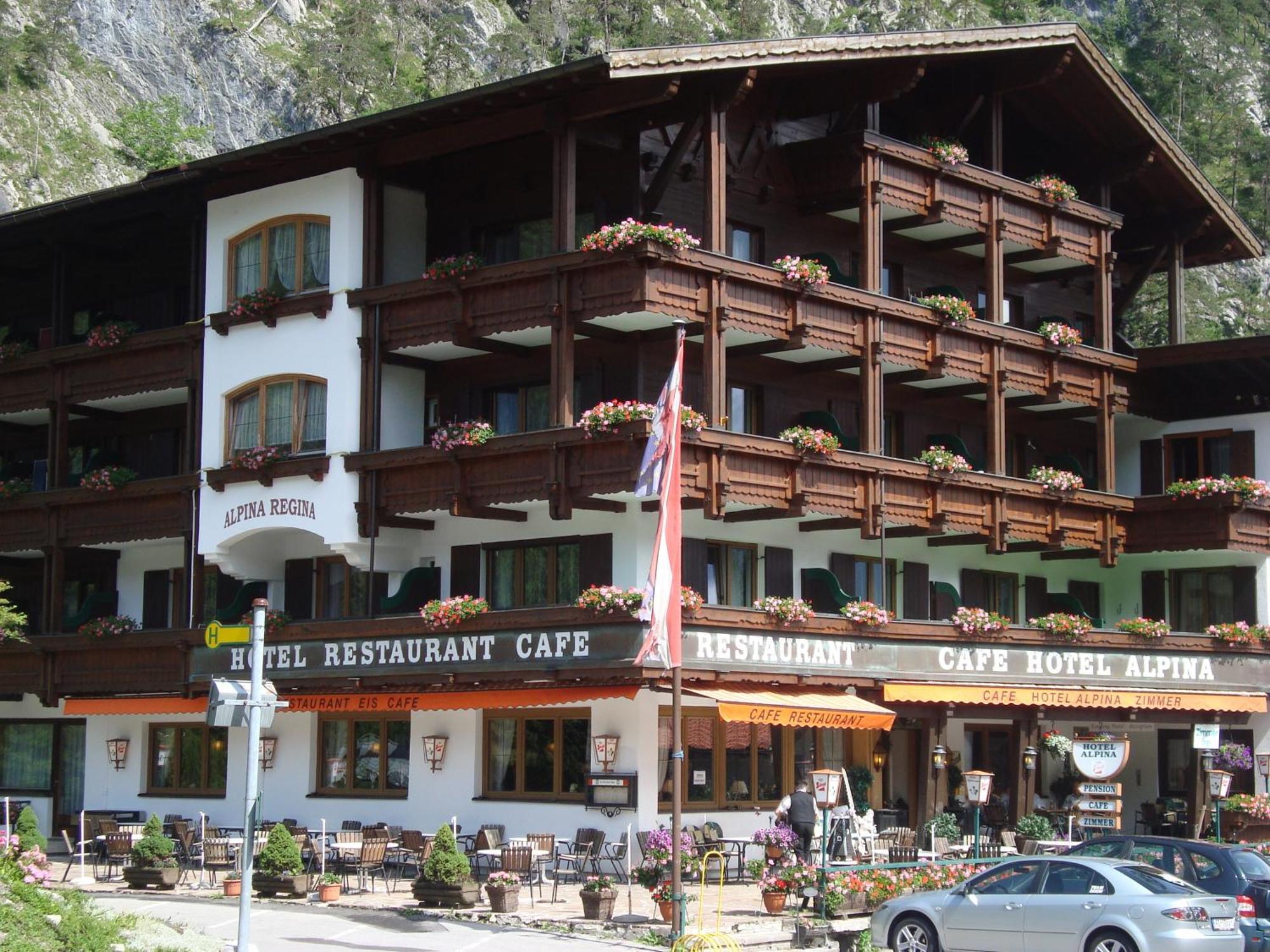 Hotel Alpina Regina ببيرفيير المظهر الخارجي الصورة